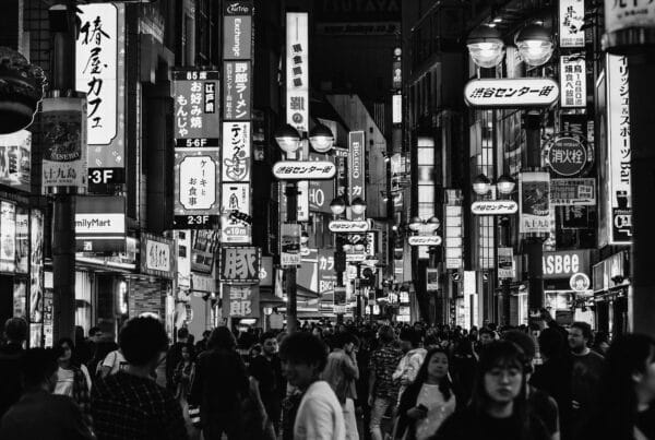 Retail Marketing Advantages and how outsource partner can help you achieve retail marketing strategy.