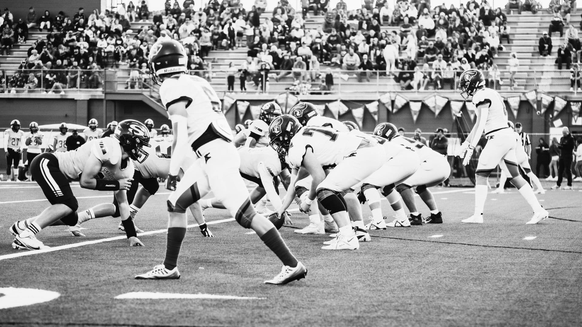 In-House vs. Offshore Creative Production Model: A Guide to Finding Your Perfect Balance